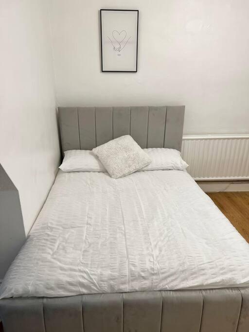 Edens Place Leicester Ngoại thất bức ảnh